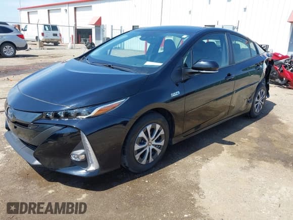 ✅ 2021 Toyota Prius LE • VIN: JTDKAMFP5M3187029 • Lot: 41985248. Wystawiony na IAAI z przebiegiem 16 419 mil. Bezpłatny archiwum sprzedaży aukcyjnych z USA i szczegółowy raport historii pojazdu na DreamBid. Zdjęcie 17.