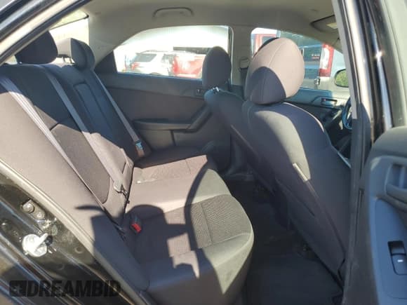 ✅ 2012 Kia Forte EX • VIN: KNAFU4A25C5604508 • Лот: 70229025. Опубликован ранее на Copart с пробегом 214 438 миль. Бесплатный доступ к архиву аукционных продаж из США и подробный отчёт об истории автомобиля на DreamBid. Изображение 10.