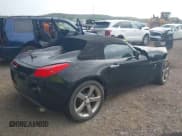✅ 2007 Pontiac Solstice • VIN: 1G2MB35B57Y117807 • Lot: 43017786. Wystawiony na IAAI z przebiegiem 141 808 mil. Bezpłatny archiwum sprzedaży aukcyjnych z USA i szczegółowy raport historii pojazdu na DreamBid. Zdjęcie 4.