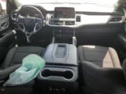 ✅ 2021 Chevrolet Suburban LS • VIN: 1GNSCBKD7MR173129 • Lot: 61256925. Listed on Copart with 67,845 mi. Free auction sales archive from the USA and detailed vehicle history report at DreamBid. Image 8.