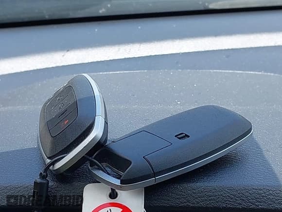 ✅ 2024 Nissan Sentra SV • VIN: 3N1AB8CV9RY206315 • Lot: 42541645. Listed on IAAI with 38,505 mi. Free auction sales archive from the USA and detailed vehicle history report at DreamBid. Image 11.