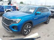 ✅ 2024 Volkswagen Atlas SE • VIN: 1V2WE2CA2RC208807 • Lot: 42136547. Wystawiony na IAAI z przebiegiem 6 197 mil. Bezpłatny archiwum sprzedaży aukcyjnych z USA i szczegółowy raport historii pojazdu na DreamBid. Zdjęcie 2.