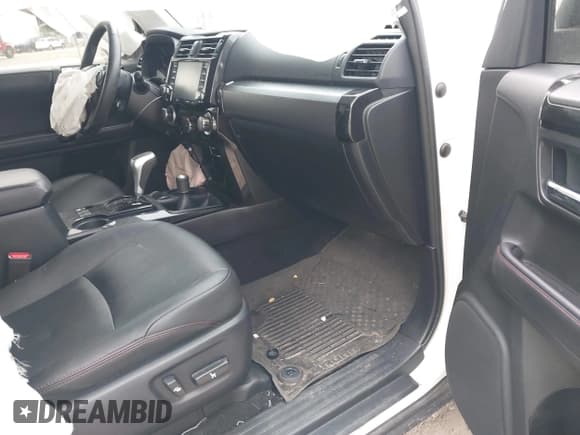 ✅ 2022 Toyota 4Runner TRD Off Road Premium • VIN: JTERU5JR2N6054938 • Lot: 43558574. Listed on IAAI with 110,801 mi. Free auction sales archive from the USA and detailed vehicle history report at DreamBid. Image 5.