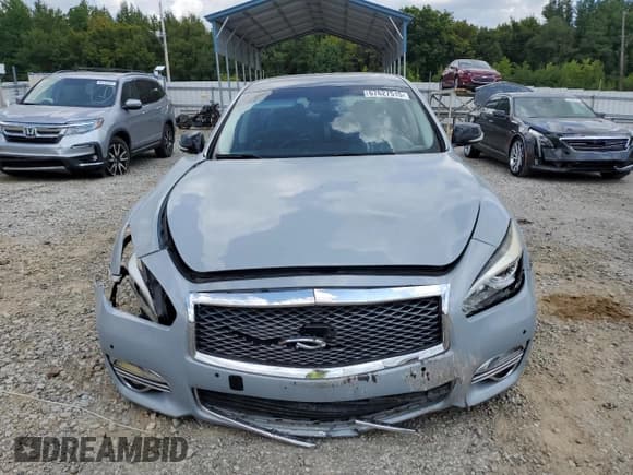 ✅ 2018 Infiniti Q70 Luxe • VIN: JN1BY1AR4JM220761 • Lot: 67627515. Listed on Copart with 110,383 mi. Free auction sales archive from the USA and detailed vehicle history report at DreamBid. Image 5.