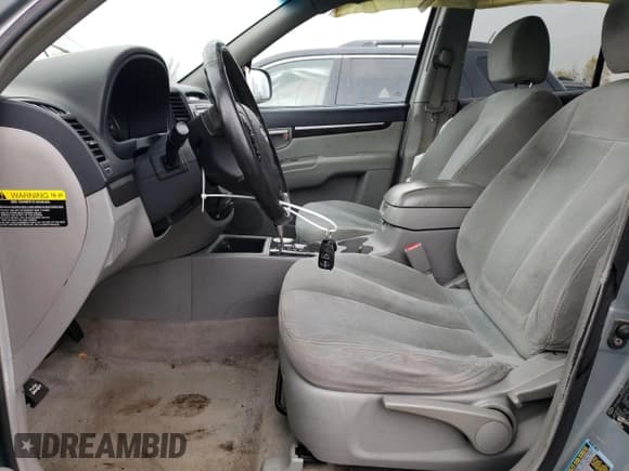 ✅ 2008 Hyundai Santa Fe SE • VIN: 5NMSH13E78H134515 • Lot: 81355824. Listed on Copart with 190,508 mi. Free auction sales archive from the USA and detailed vehicle history report at DreamBid. Image 7.