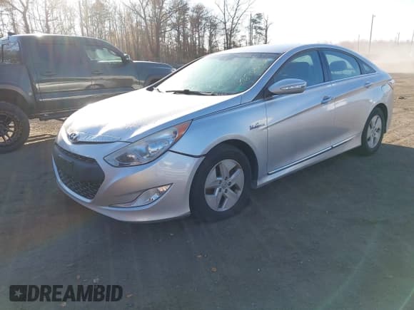 ✅ 2012 Hyundai Sonata Hybrid • VIN: KMHEC4A44CA059312 • Лот: 43703317. Опубликован ранее на IAAI с пробегом 117 598 миль. Бесплатный доступ к архиву аукционных продаж из США и подробный отчёт об истории автомобиля на DreamBid. Изображение 2.
