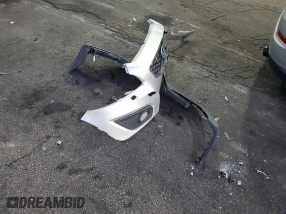 ✅ 2012 Volvo C30 • VIN: YV1672MK1C2278339 • Lot: 85202535. Listed on Copart with 141,335 mi. Free auction sales archive from the USA and detailed vehicle history report at DreamBid. Image 12.