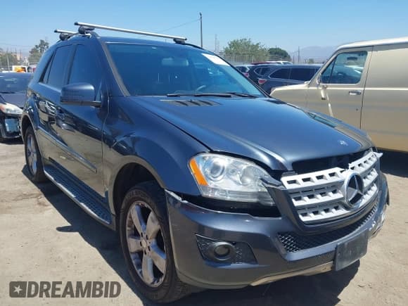 ✅ 2011 Mercedes-Benz M 350 • VIN: 4JGBB5GB3BA681075 • Лот: 42888925. Опубликован ранее на IAAI с пробегом 310 713 миль. Бесплатный доступ к архиву аукционных продаж из США и подробный отчёт об истории автомобиля на DreamBid. Изображение 1.