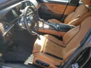 ✅ 2017 BMW 6 Series 640i • VIN: WBA6D0C51HG639364 • Lot: 68648985. Wystawiony na Copart z przebiegiem 52 378 mil. Bezpłatny archiwum sprzedaży aukcyjnych z USA i szczegółowy raport historii pojazdu na DreamBid. Zdjęcie 7.