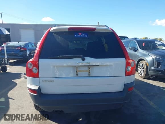 ✅ 2006 Volvo XC90 2.5L Turbo • VIN: YV4CN592161256020 • Лот: 43545896. Опубликован ранее на IAAI с пробегом 144 997 миль. Бесплатный доступ к архиву аукционных продаж из США и подробный отчёт об истории автомобиля на DreamBid. Изображение 16.