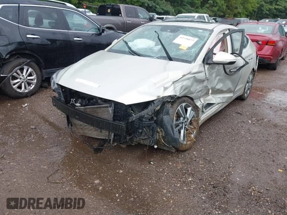 ✅ 2017 Hyundai Elantra SE • VIN: KMHD84LF0HU176645 • Лот: 42538873. Опубликован ранее на IAAI с пробегом 144 471 миль. Бесплатный доступ к архиву аукционных продаж из США и подробный отчёт об истории автомобиля на DreamBid. Изображение 6.