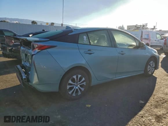 ✅ 2017 Toyota Prius Two • VIN: JTDKBRFU3H3042870 • Lot: 94104135. Listed on Copart with 90,689 mi. Free auction sales archive from the USA and detailed vehicle history report at DreamBid. Image 3.