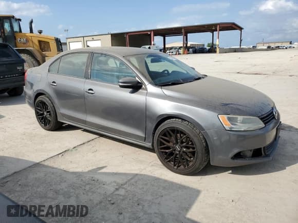 ✅ 2011 Volkswagen Jetta SE • VIN: 3VWDZ7AJ9BM368178 • Lot: 55215095. Listed on Copart with 265,400 mi. Free auction sales archive from the USA and detailed vehicle history report at DreamBid. Image 4.