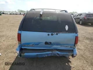 ✅ 1997 Chevrolet Blazer LS • VIN: 1GNDT13W6V2137154 • Lot: 56912355. Wystawiony na Copart z przebiegiem 213 487 mil. Bezpłatny archiwum sprzedaży aukcyjnych z USA i szczegółowy raport historii pojazdu na DreamBid. Zdjęcie 6.