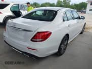 ✅ 2020 Mercedes-Benz E 350 • VIN: W1KZF8DB4LA833854 • Lot: 42424616. Listed on IAAI with 41,860 mi. Free auction sales archive from the USA and detailed vehicle history report at DreamBid. Image 4.