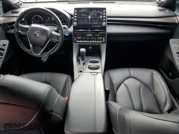 ✅ 2019 Toyota Avalon Limited Hybrid • VIN: 4T1B21FB0KU001335 • Lot: 85666325. Wystawiony na Copart z przebiegiem 113 401 mil. Bezpłatny archiwum sprzedaży aukcyjnych z USA i szczegółowy raport historii pojazdu na DreamBid. Zdjęcie 8.