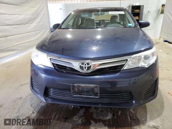 ✅ 2014 Toyota Camry LE • VIN: 4T4BF1FK4ER430864 • Лот: 82240465. Опубликован ранее на Copart с пробегом 139 968 миль. Бесплатный доступ к архиву аукционных продаж из США и подробный отчёт об истории автомобиля на DreamBid. Изображение 5.