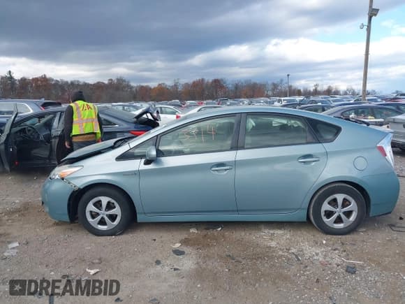 ✅ 2014 Toyota Prius Two • VIN: JTDKN3DU4E1749541 • Лот: 43683514. Опубликован ранее на IAAI с пробегом 96 540 миль. Бесплатный доступ к архиву аукционных продаж из США и подробный отчёт об истории автомобиля на DreamBid. Изображение 14.