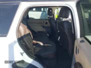 ✅ 2015 Land Rover Range Rover Sport HSE • VIN: SALWR2VF2FA520057 • Lot: 41658926. Wystawiony na IAAI z przebiegiem Nie podano. Bezpłatny archiwum sprzedaży aukcyjnych z USA i szczegółowy raport historii pojazdu na DreamBid. Zdjęcie 8.