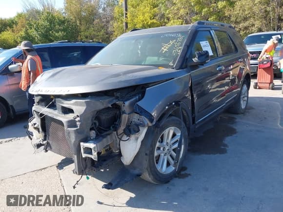 ✅ 2011 Ford Explorer XLT • VIN: 1FMHK7D84BGA64697 • Lot: 43656226. Wystawiony na IAAI z przebiegiem 108 320 mil. Bezpłatny archiwum sprzedaży aukcyjnych z USA i szczegółowy raport historii pojazdu na DreamBid. Zdjęcie 2.