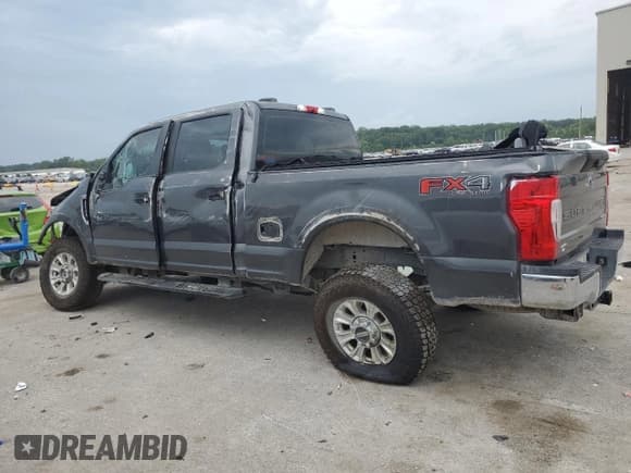✅ 2020 Ford F-250 XL • VIN: 1FT7W2B64LEC88798 • Lot: 65892625. Listed on Copart with 111,942 mi. Free auction sales archive from the USA and detailed vehicle history report at DreamBid. Image 2.