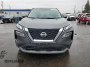 ✅ 2023 Nissan Rogue SV • VIN: 5N1BT3BB2PC814185 • Lot: 89929125. Wystawiony na Copart z przebiegiem 49 076 mil. Bezpłatny archiwum sprzedaży aukcyjnych z USA i szczegółowy raport historii pojazdu na DreamBid. Zdjęcie 5.