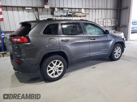 ✅ 2016 Jeep Cherokee Latitude • VIN: 1C4PJMCS4GW122920 • Лот: 90432725. Опубликован ранее на Copart с пробегом 125 335 миль. Бесплатный доступ к архиву аукционных продаж из США и подробный отчёт об истории автомобиля на DreamBid. Изображение 3.