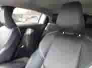 2023 Toyota Prius LE z VIN JTDACAAUXP3006206, wystawiony jako IAAI lot #42047362 z przebiegiem 36 206 mil mil oraz . Historia ofert i sprzedaży dostępna na DreamBid. Obrazek 22.