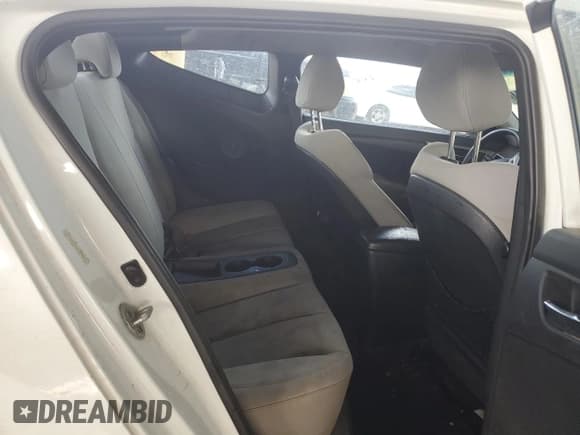 ✅ 2013 Hyundai Veloster w/Gray Int • VIN: KMHTC6AD0DU148961 • Lot: 69936434. Wystawiony na Copart z przebiegiem 135 371 mil. Bezpłatny archiwum sprzedaży aukcyjnych z USA i szczegółowy raport historii pojazdu na DreamBid. Zdjęcie 10.