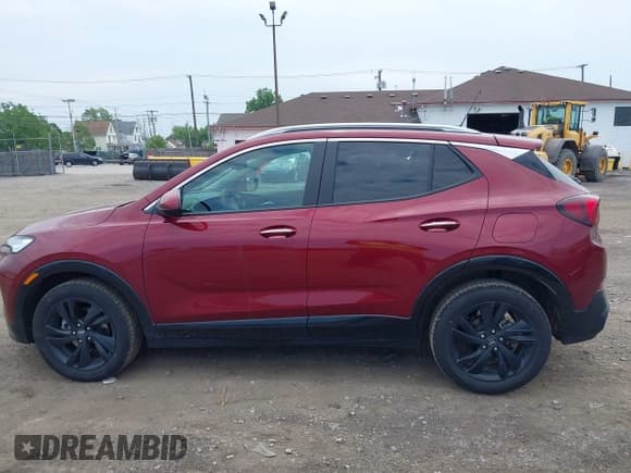 ✅ 2024 Buick Encore GX Sport Touring • VIN: KL4AMESL3RB215185 • Лот: 42483206. Опубликован ранее на IAAI с пробегом 13 981 миль. Бесплатный доступ к архиву аукционных продаж из США и подробный отчёт об истории автомобиля на DreamBid. Изображение 14.