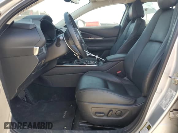 ✅ 2021 Mazda CX-30 Preferred • VIN: 3MVDMACLXMM250784 • Lot: 81481915. Wystawiony na Copart z przebiegiem 62 109 mil. Bezpłatny archiwum sprzedaży aukcyjnych z USA i szczegółowy raport historii pojazdu na DreamBid. Zdjęcie 7.