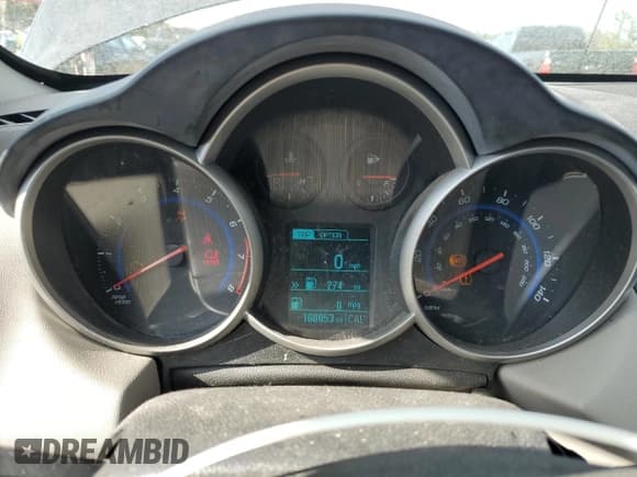 ✅ 2016 Chevrolet Cruze LS • VIN: 1G1PB5SG1G7217776 • Lot: 53809165. Listed on Copart with 160,053 mi. Free auction sales archive from the USA and detailed vehicle history report at DreamBid. Image 9.