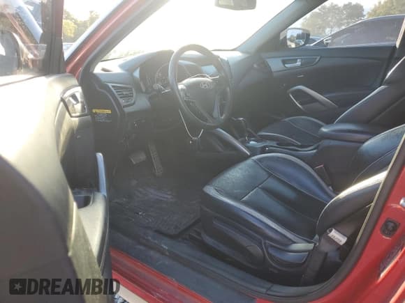 ✅ 2013 Hyundai Veloster Turbo • VIN: KMHTC6AE4DU124963 • Lot: 75407434. Wystawiony na Copart z przebiegiem 113 510 mil. Bezpłatny archiwum sprzedaży aukcyjnych z USA i szczegółowy raport historii pojazdu na DreamBid. Zdjęcie 8.