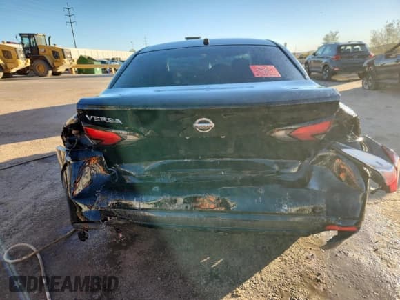 ✅ 2021 Nissan Versa S • VIN: 3N1CN8DV4ML911771 • Lot: 85401455. Listed on Copart with 90,845 mi. Free auction sales archive from the USA and detailed vehicle history report at DreamBid. Image 6.