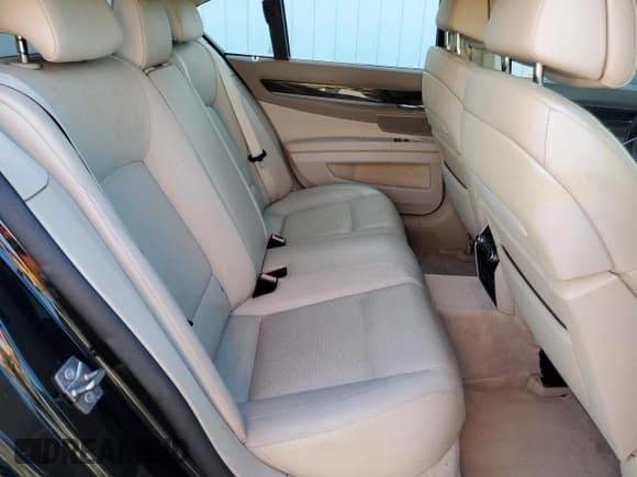 ✅ 2009 BMW 7 Series 750i • VIN: WBAKA83529CY34808 • Lot: 58170775. Listed on Copart with 165,710 mi. Free auction sales archive from the USA and detailed vehicle history report at DreamBid. Image 10.