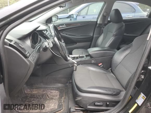 ✅ 2014 Hyundai Sonata Limited • VIN: 5NPEC4AB6EH855753 • Lot: 72401974. Wystawiony na Copart z przebiegiem 111 901 mil. Bezpłatny archiwum sprzedaży aukcyjnych z USA i szczegółowy raport historii pojazdu na DreamBid. Zdjęcie 7.