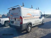 ✅ 2017 Ram ProMaster Cargo • VIN: 3C6TRVAGXHE500382 • Lot: 43332109. Wystawiony na IAAI z przebiegiem 123 790 mil. Bezpłatny archiwum sprzedaży aukcyjnych z USA i szczegółowy raport historii pojazdu na DreamBid. Zdjęcie 4.