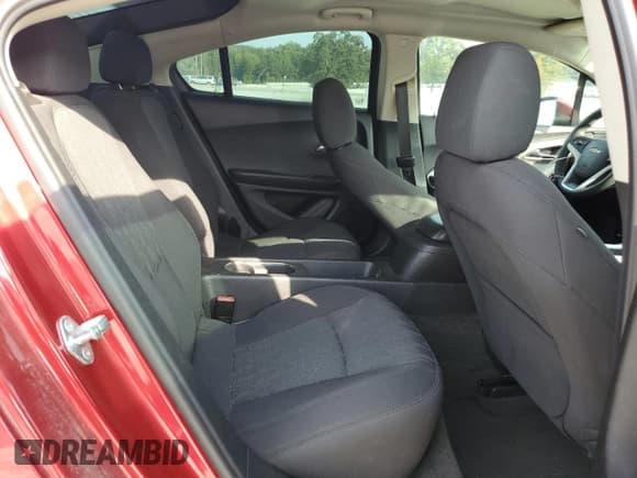 ✅ 2011 Chevrolet Volt • VIN: 1G1RC6E44BU102712 • Lot: 83769295. Wystawiony na Copart z przebiegiem 128 583 mil. Bezpłatny archiwum sprzedaży aukcyjnych z USA i szczegółowy raport historii pojazdu na DreamBid. Zdjęcie 10.