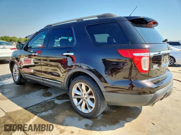 ✅ 2014 Ford Explorer Limited • VIN: 1FM5K7F83EGC12312 • Lot: 85577945. Wystawiony na Copart z przebiegiem 116 956 mil. Bezpłatny archiwum sprzedaży aukcyjnych z USA i szczegółowy raport historii pojazdu na DreamBid. Zdjęcie 2.