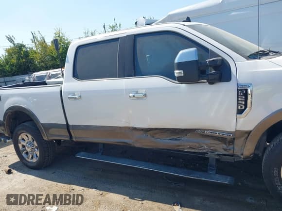 ✅ 2019 Ford F-250 XL • VIN: 1FT7W2BT5KED64632 • Lot: 43182366. Listed on IAAI with 198,038 mi. Free auction sales archive from the USA and detailed vehicle history report at DreamBid. Image 13.