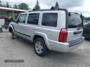 ✅ 2007 Jeep Commander Sport • VIN: 1J8HG48P47C556787 • Lot: 42695897. Listed on IAAI with 146,272 mi. Free auction sales archive from the USA and detailed vehicle history report at DreamBid. Image 3.