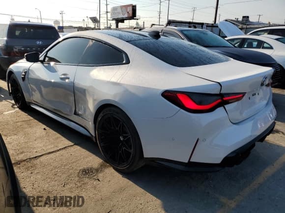 ✅ 2021 BMW M4 Competition • VIN: WBS33AZ03MCH13035 • Лот: 68352395. Опубликован ранее на Copart с пробегом 32 933 миль. Бесплатный доступ к архиву аукционных продаж из США и подробный отчёт об истории автомобиля на DreamBid. Изображение 2.