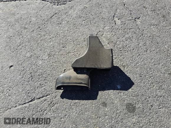 ✅ 2020 Mitsubishi Outlander ES • VIN: JA4AD2A37LZ045072 • Лот: 84819765. Опубликован ранее на Copart с пробегом 54 628 миль. Бесплатный доступ к архиву аукционных продаж из США и подробный отчёт об истории автомобиля на DreamBid. Изображение 13.