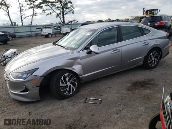 2021 Hyundai Sonata Blue с VIN KMHL24JJ4MA018423, выставлен на аукционе Copart как лот 68838752 с пробегом 15 999 миль миль и . История ставок и продаж доступна на DreamBid. Изображение 1.