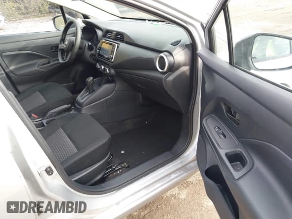 ✅ 2024 Nissan Versa S • VIN: 3N1CN8DV5RL877637 • Lot: 43474652. Listed on IAAI with 24,400 mi. Free auction sales archive from the USA and detailed vehicle history report at DreamBid. Image 5.