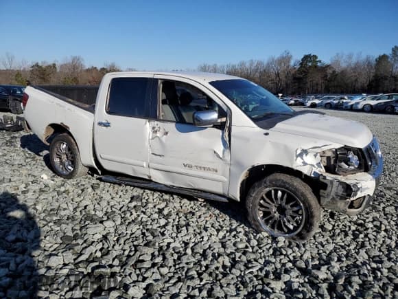 ✅ 2005 Nissan Titan SE • VIN: 1N6BA07B65N557449 • Лот: 85441734. Опубликован ранее на Copart с пробегом Не указан. Бесплатный доступ к архиву аукционных продаж из США и подробный отчёт об истории автомобиля на DreamBid. Изображение 4.