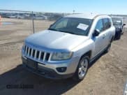 ✅ 2011 Jeep Compass Latitude • VIN: 1J4NT1FB2BD235730 • Lot: 43616499. Wystawiony na IAAI z przebiegiem 139 117 mil. Bezpłatny archiwum sprzedaży aukcyjnych z USA i szczegółowy raport historii pojazdu na DreamBid. Zdjęcie 2.