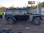 ✅ 2024 Jeep Wrangler Willys • VIN: 1C4PJXDN1RW111631 • Lot: 43548040. Wystawiony na IAAI z przebiegiem 22 153 mil. Bezpłatny archiwum sprzedaży aukcyjnych z USA i szczegółowy raport historii pojazdu na DreamBid. Zdjęcie 14.