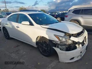 ✅ 2013 Nissan Maxima SV • VIN: 1N4AA5AP2DC833416 • Lot: 43750112. Wystawiony na IAAI z przebiegiem 117 480 mil. Bezpłatny archiwum sprzedaży aukcyjnych z USA i szczegółowy raport historii pojazdu na DreamBid. Zdjęcie 1.