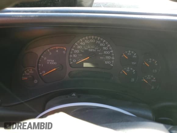 ✅ 2004 GMC Sierra 1500 • VIN: 1GTHC24244E335644 • Лот: 86395424. Опубликован ранее на Copart с пробегом Не указан. Бесплатный доступ к архиву аукционных продаж из США и подробный отчёт об истории автомобиля на DreamBid. Изображение 9.